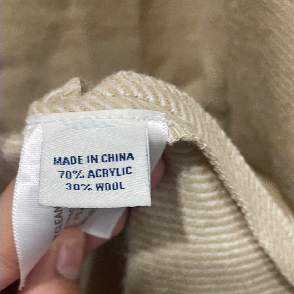 Vineyard Vines Beige Fringe Open Front Vest - Picture 6 of 9